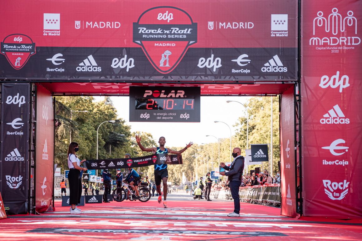 La gloria del triunfo ha recaído en Abdela Godana Gemeda