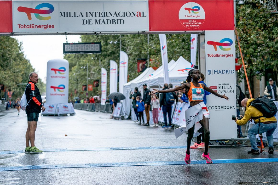 Loice Chemnung se impone en TotalEnergies Milla Internacional de Madrid 2021 | Fotos: Víctor Seco (VSM PHOTOEVENTS)