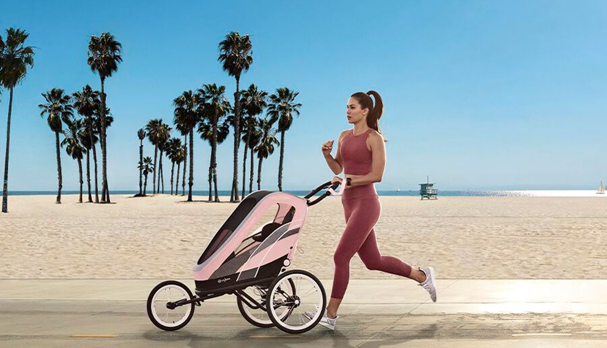 Puedes correr con el Cybex-Puma Zeno empujándolo.