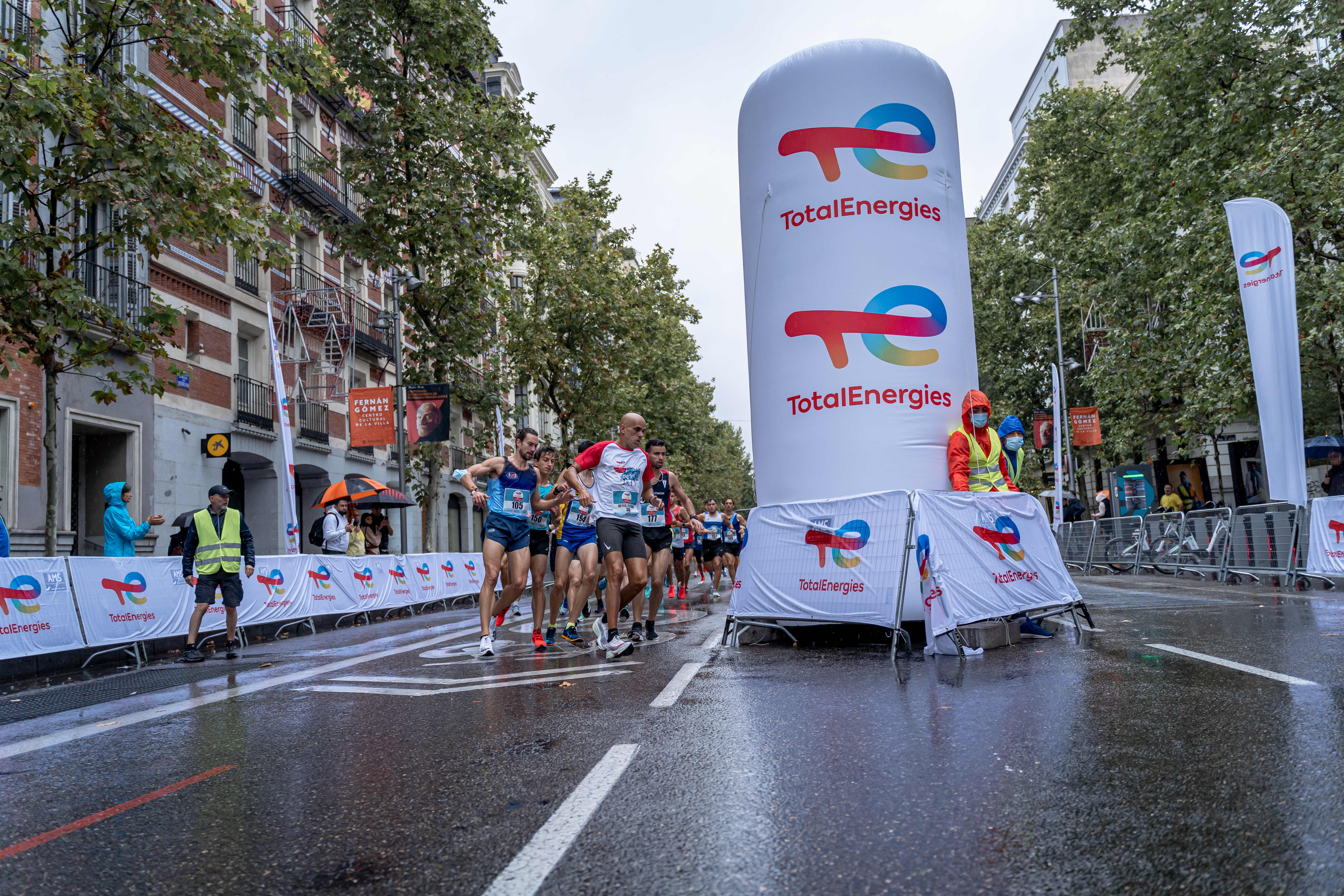 Todas las fotos de la TotalEnergies Milla de Madrid