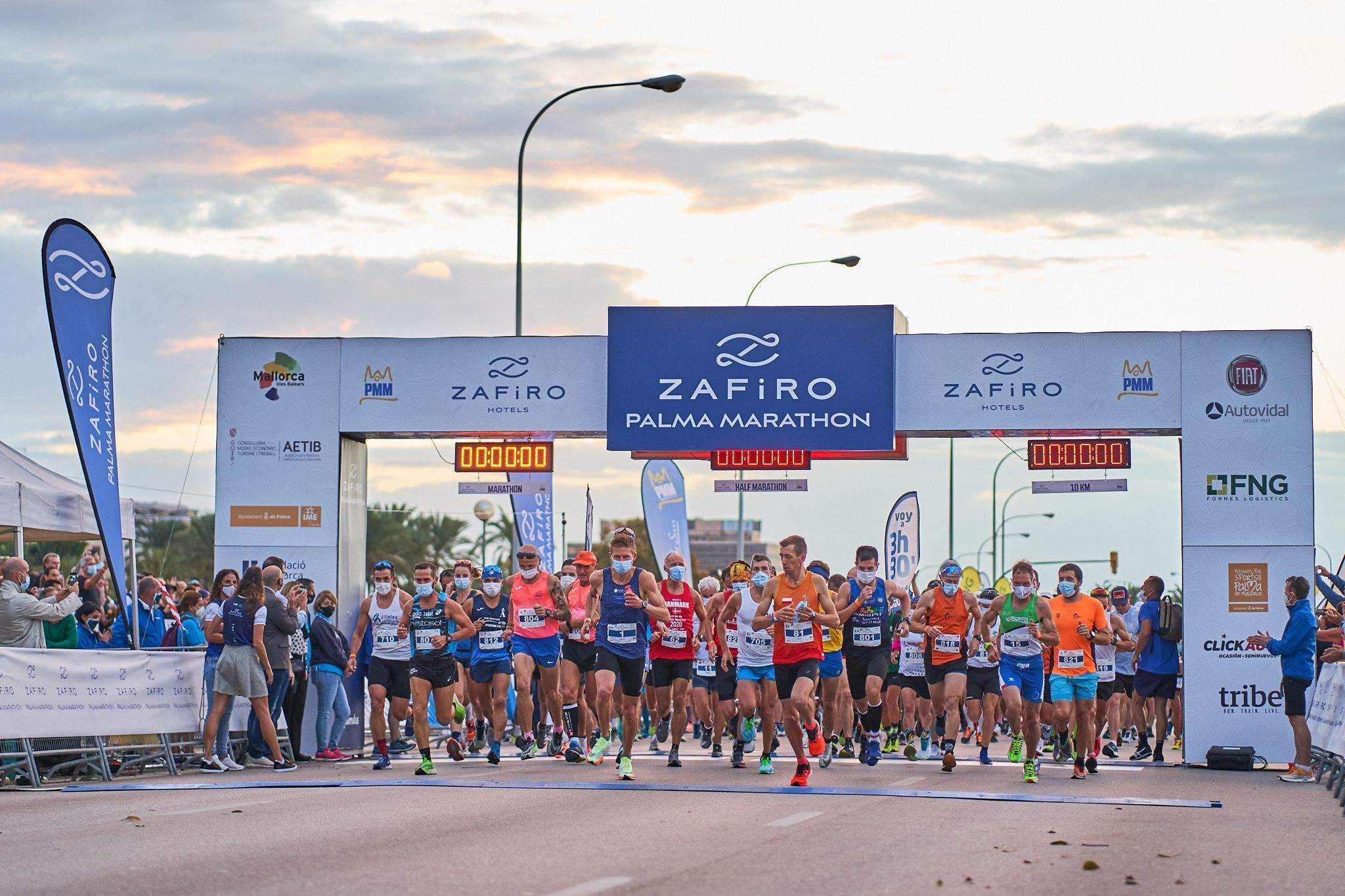 Salida del Zafiro Palma Marathon