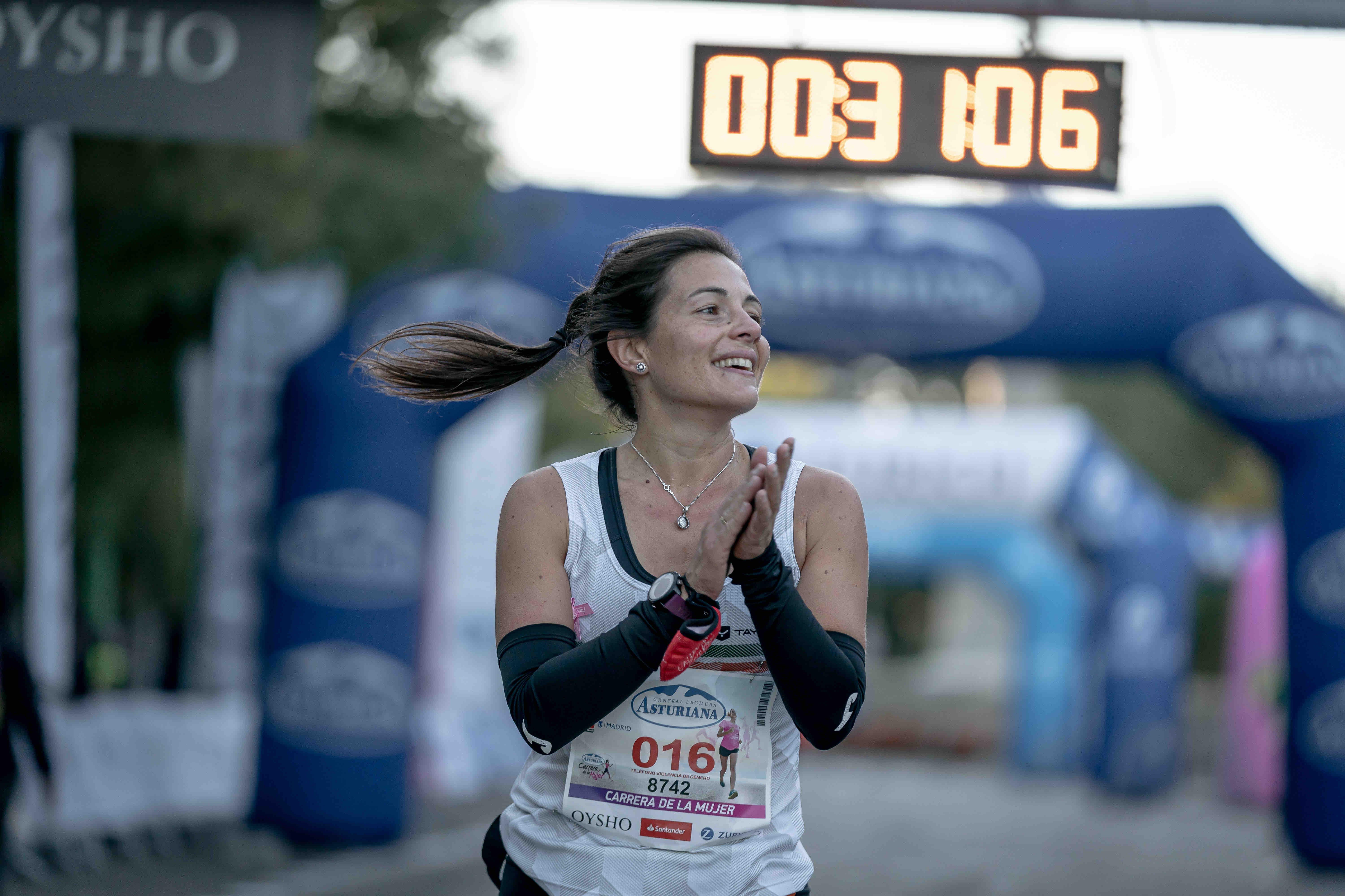 Las mejores fotos de la Carrera de la Mujer Central Lechera Asturiana Madrid 2021 (LLEGADA A META / GALERÍA 6)