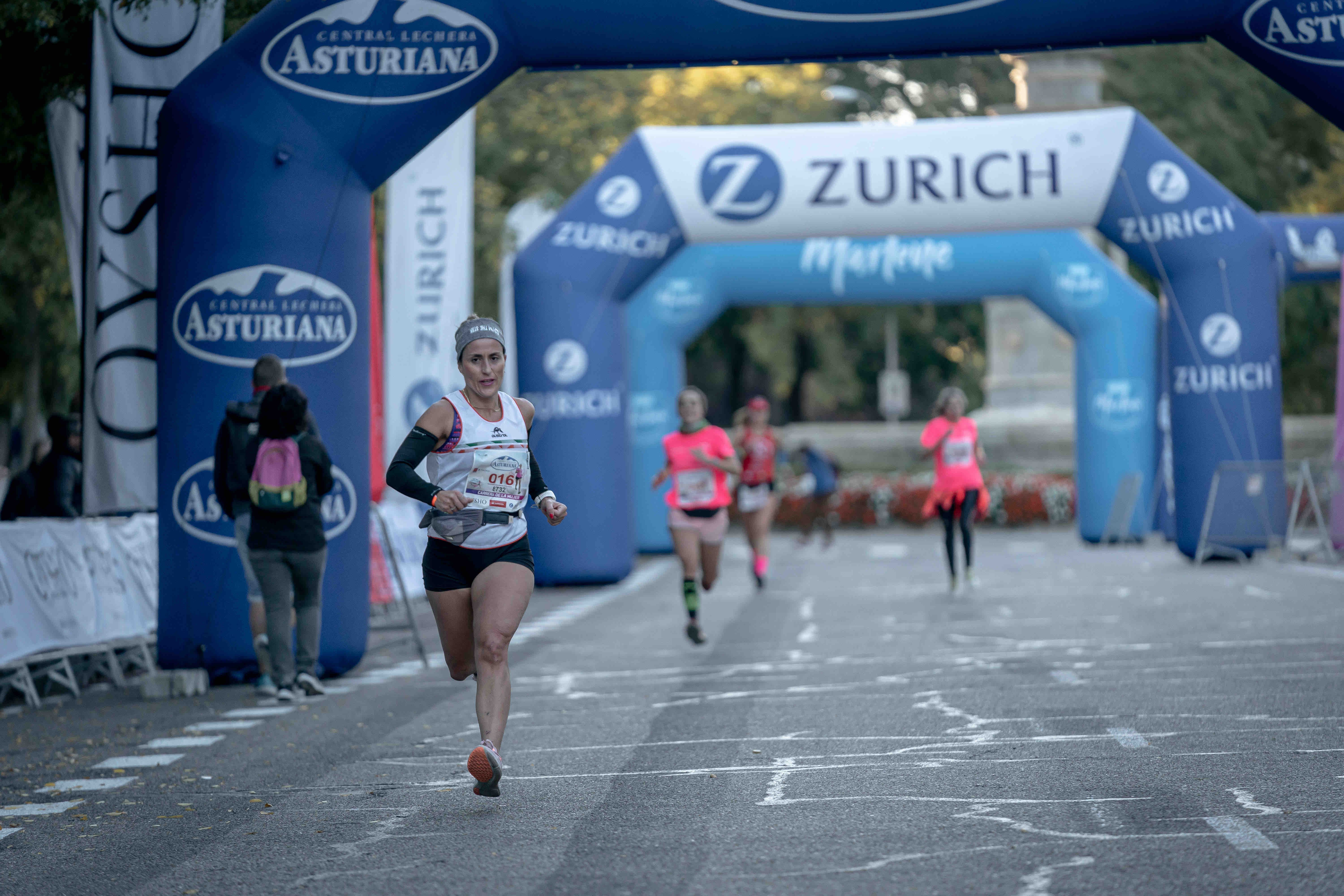 Las mejores fotos de la Carrera de la Mujer Central Lechera Asturiana Madrid 2021 (LLEGADA A META / GALERÍA 6)