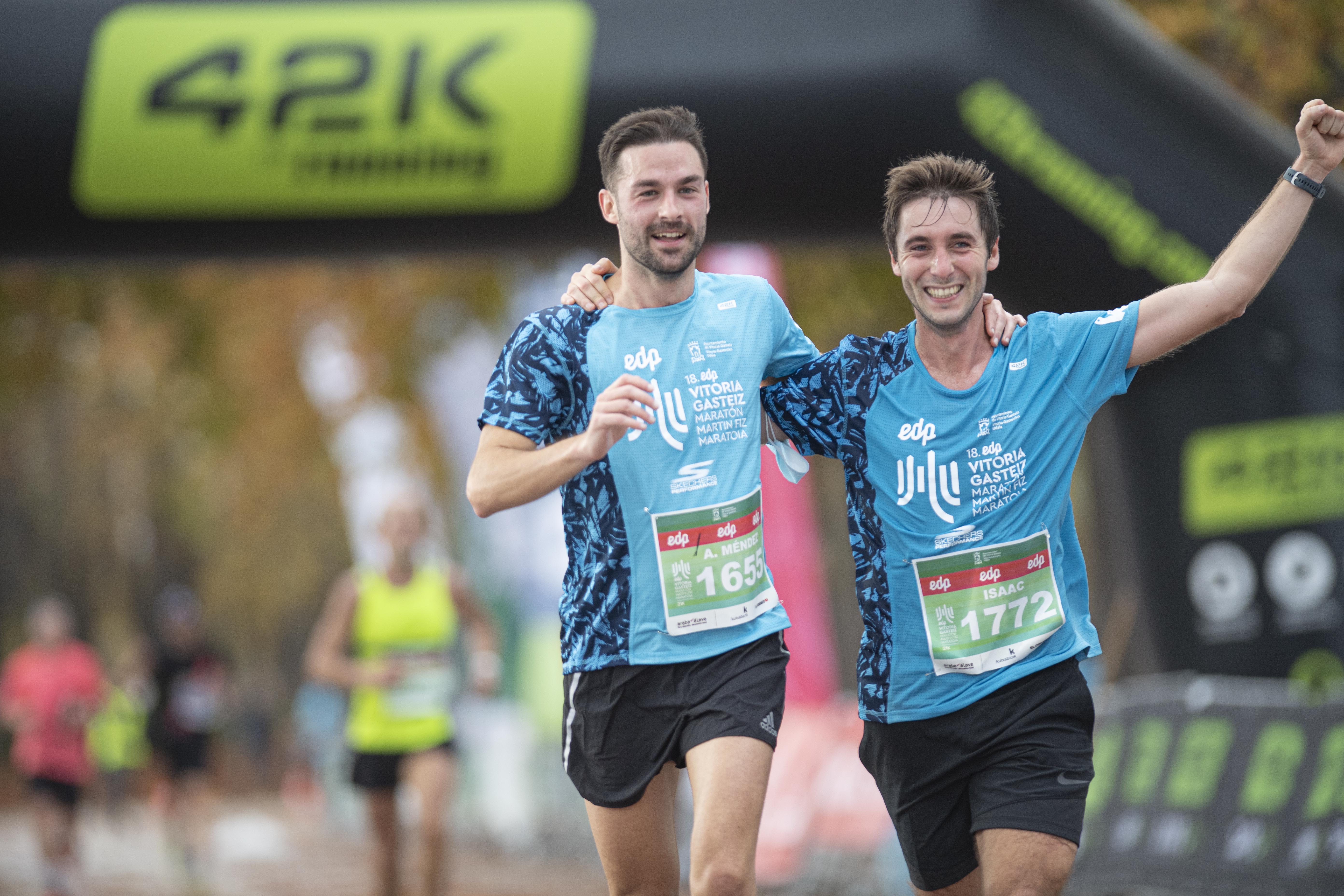 Magníficas imágenes del EDP Vitoria-Gasteiz Maratón Martín Fiz 2021