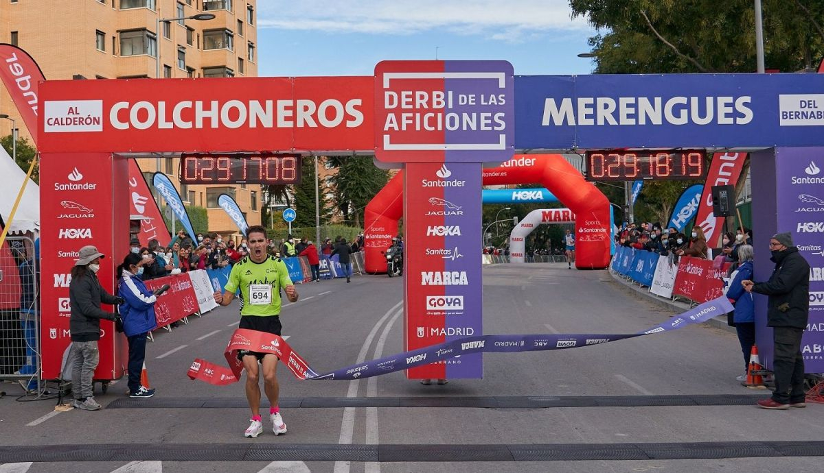 El triatleta Nicolás Regidor conquistó la victoria y se convirtió en el nuevo plusmarquista de la carrera gracias a los 29:18 que invirtió en cubrir los 10 km. LAST LAP El triatleta Nicolás Regidor conquistó la victoria y se convirtió en el nuevo plusmarquista de la carrera gracias a los 29:18 que invirtió en cubrir los 10 km. LAST LAP