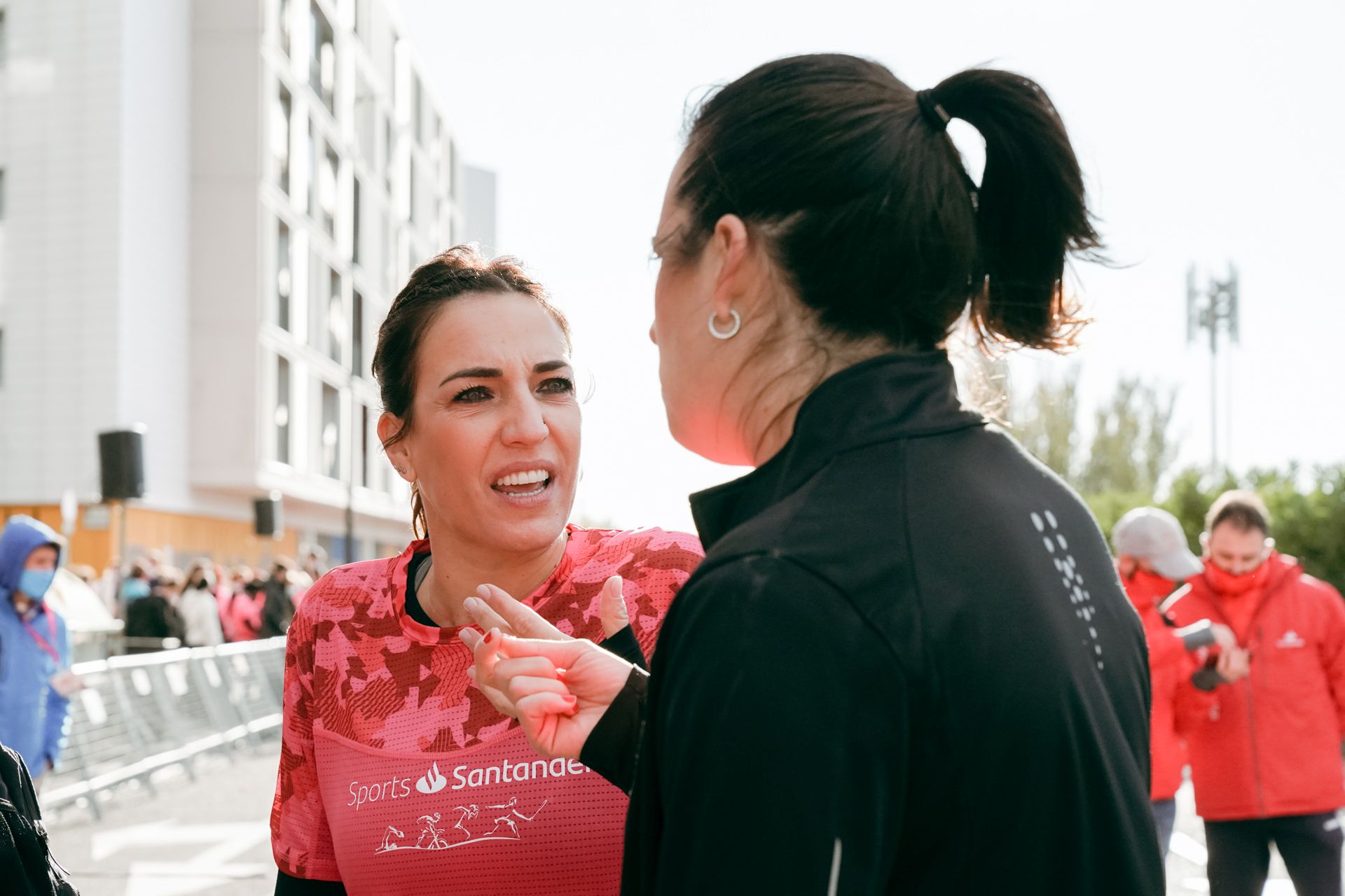 Las mejores fotos de la Carrera de la Mujer Central Lechera Asturiana Zaragoza 2021 (AMBIENTE DE SALIDA)