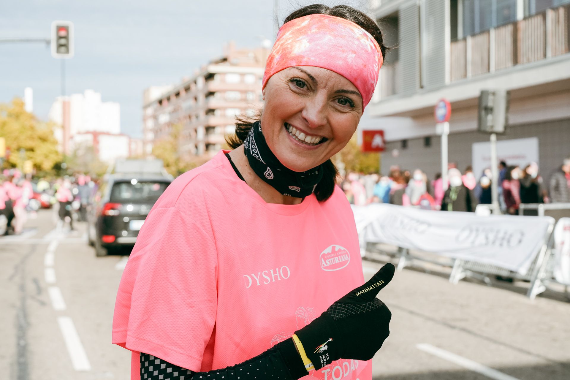 Las mejores fotos de la Carrera de la Mujer Central Lechera Asturiana Zaragoza 2021 (AMBIENTE DE SALIDA)