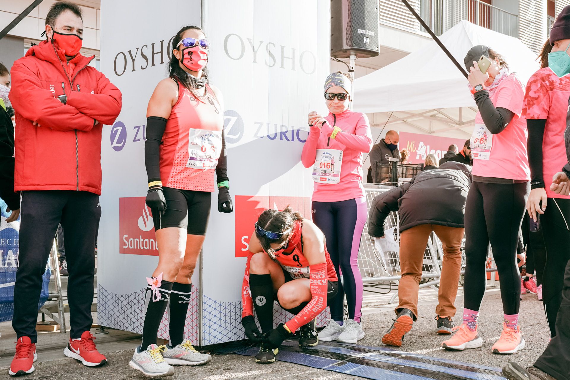 Las mejores fotos de la Carrera de la Mujer Central Lechera Asturiana Zaragoza 2021 (HOMENAJES EN LA SALIDA)