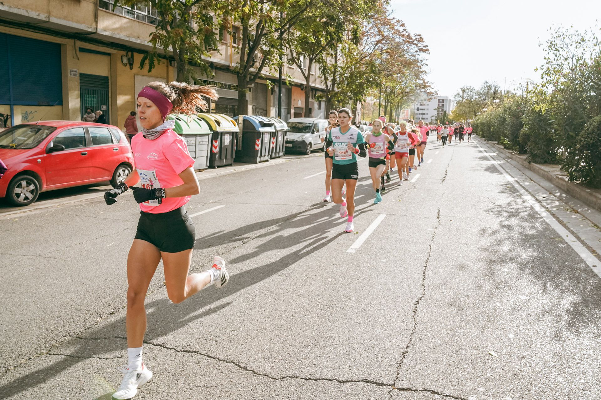Las mejores fotos de la Carrera de la Mujer Central Lechera Asturiana Zaragoza 2021 (SALIDA)