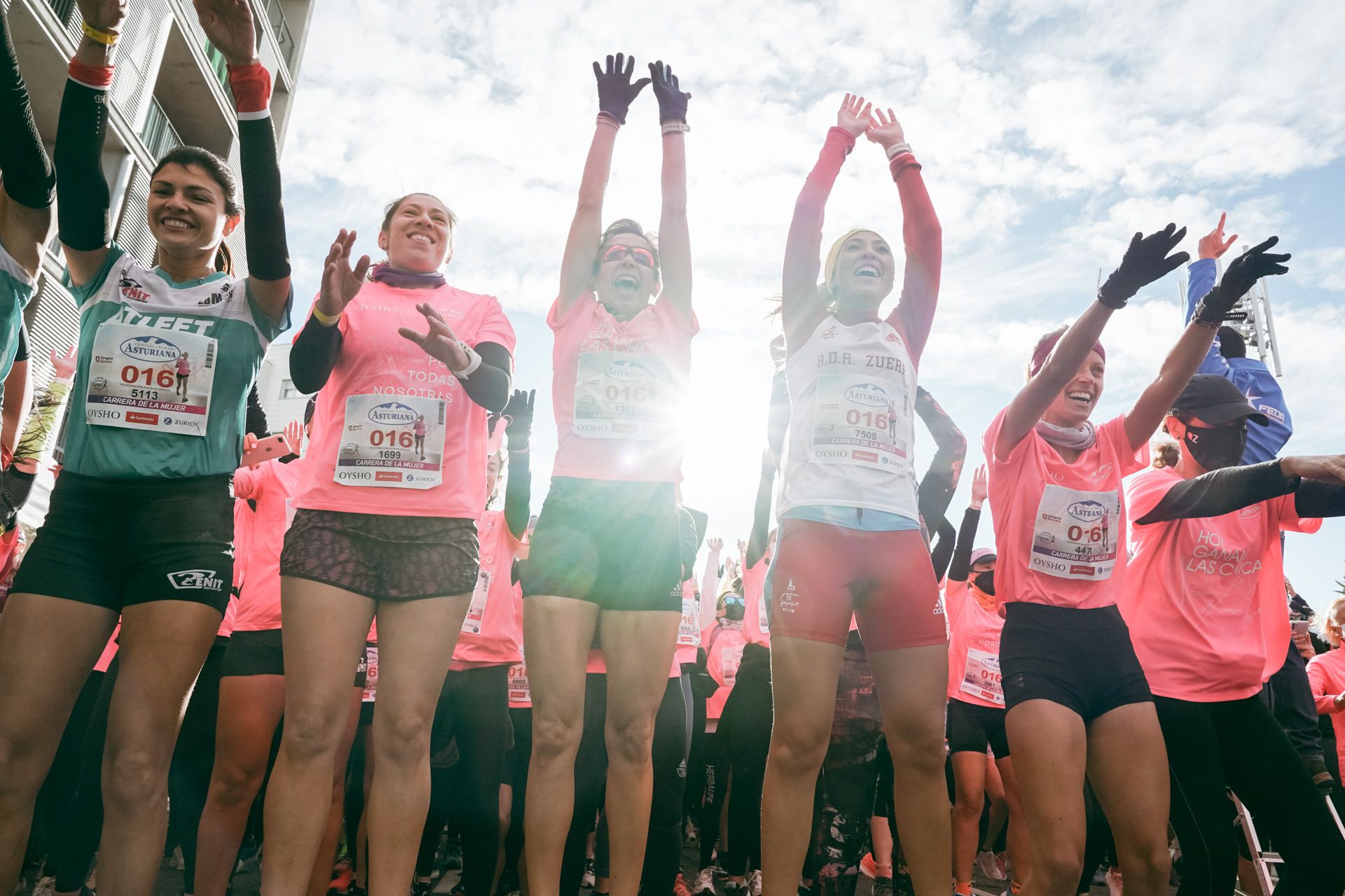 Las mejores fotos de la Carrera de la Mujer Central Lechera Asturiana Zaragoza 2021 (SALIDA)