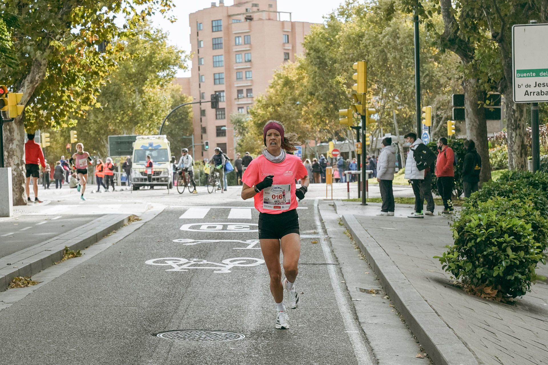 Las mejores fotos de la Carrera de la Mujer Central Lechera Asturiana Zaragoza 2021 (CARRERA)