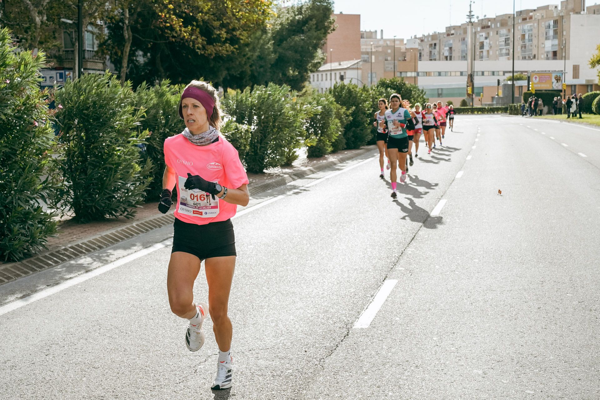 Las mejores fotos de la Carrera de la Mujer Central Lechera Asturiana Zaragoza 2021 (CARRERA)