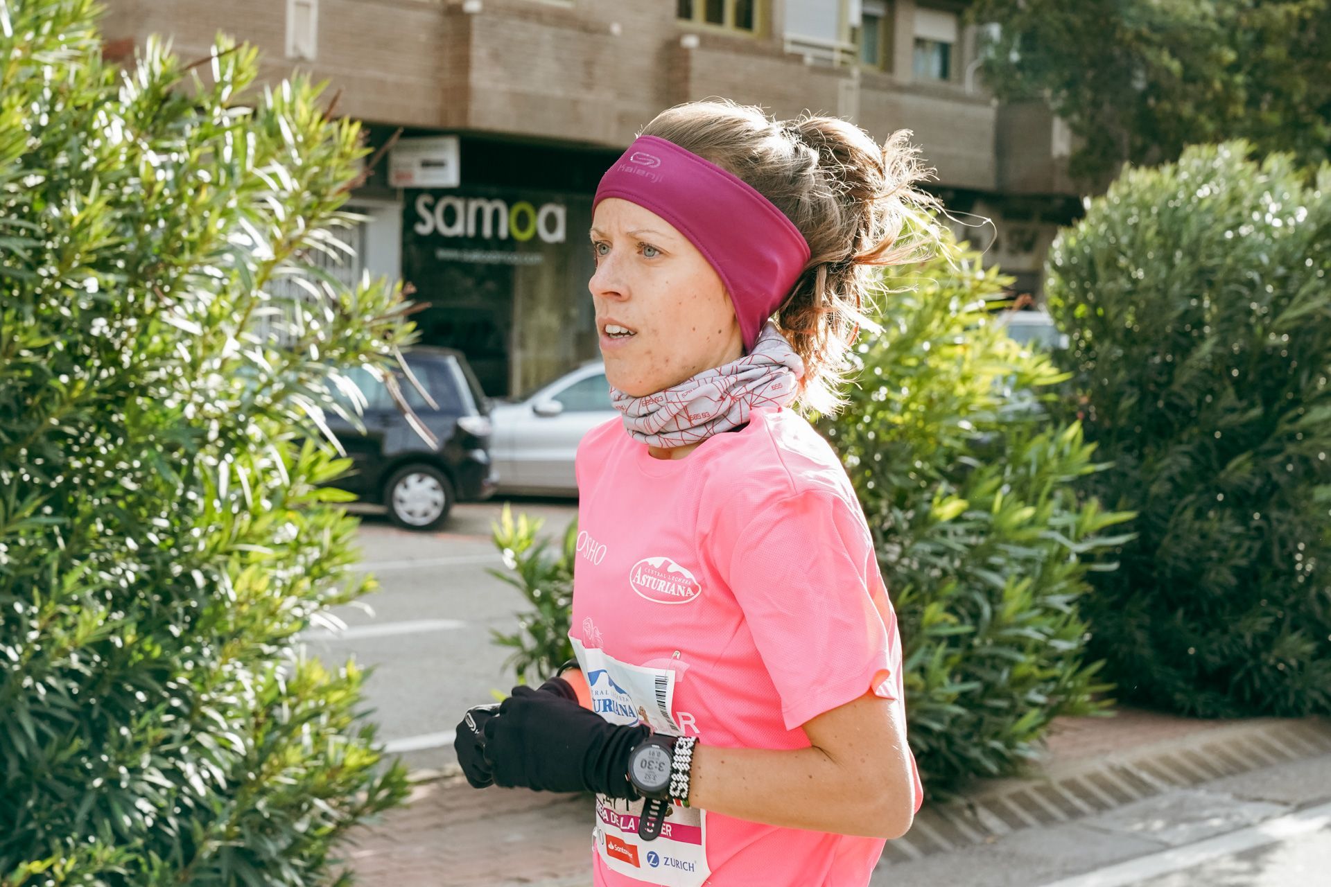 Las mejores fotos de la Carrera de la Mujer Central Lechera Asturiana Zaragoza 2021 (CARRERA)