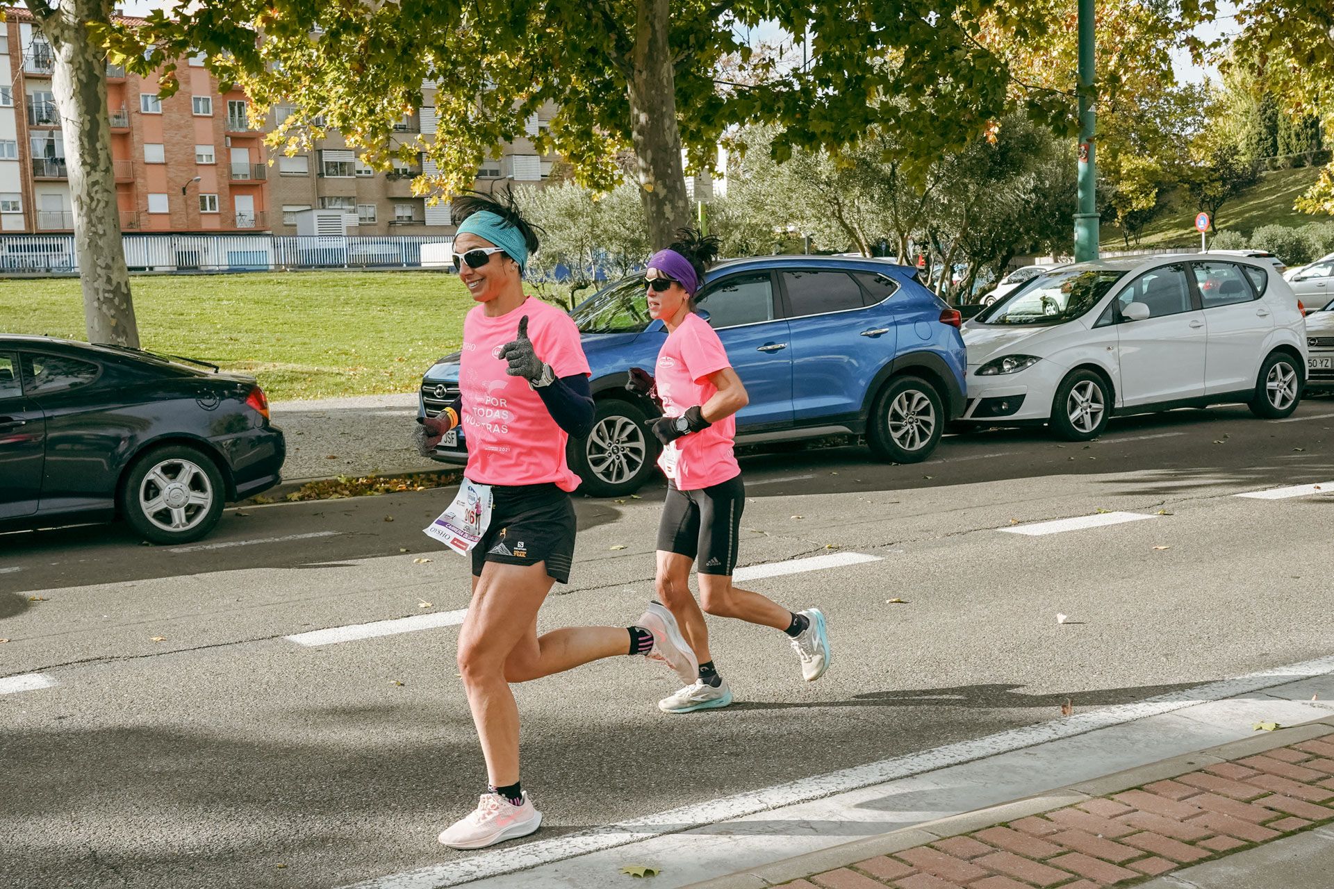 Las mejores fotos de la Carrera de la Mujer Central Lechera Asturiana Zaragoza 2021 (CARRERA)