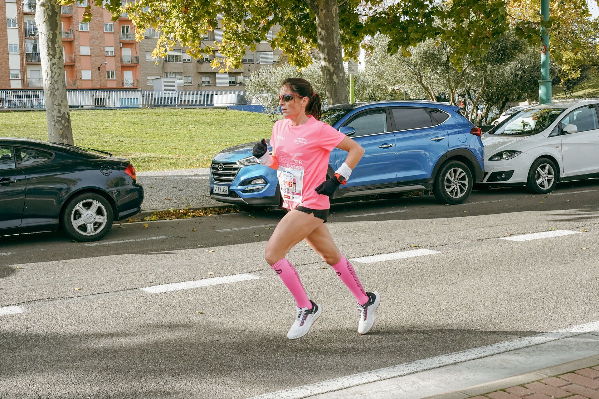 Las mejores fotos de la Carrera de la Mujer Central Lechera Asturiana Zaragoza 2021 (CARRERA)