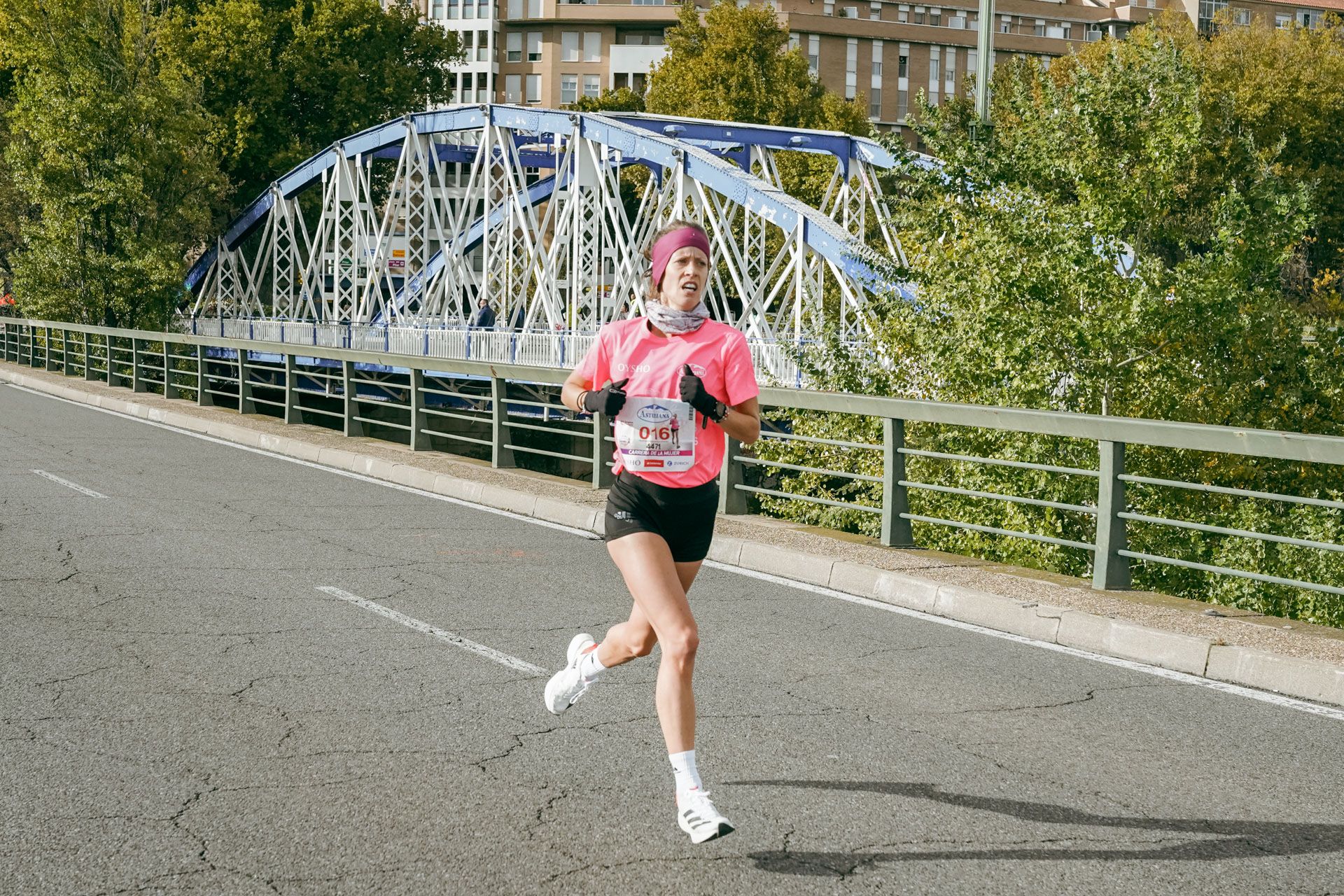 Las mejores fotos de la Carrera de la Mujer Central Lechera Asturiana Zaragoza 2021 (CARRERA)