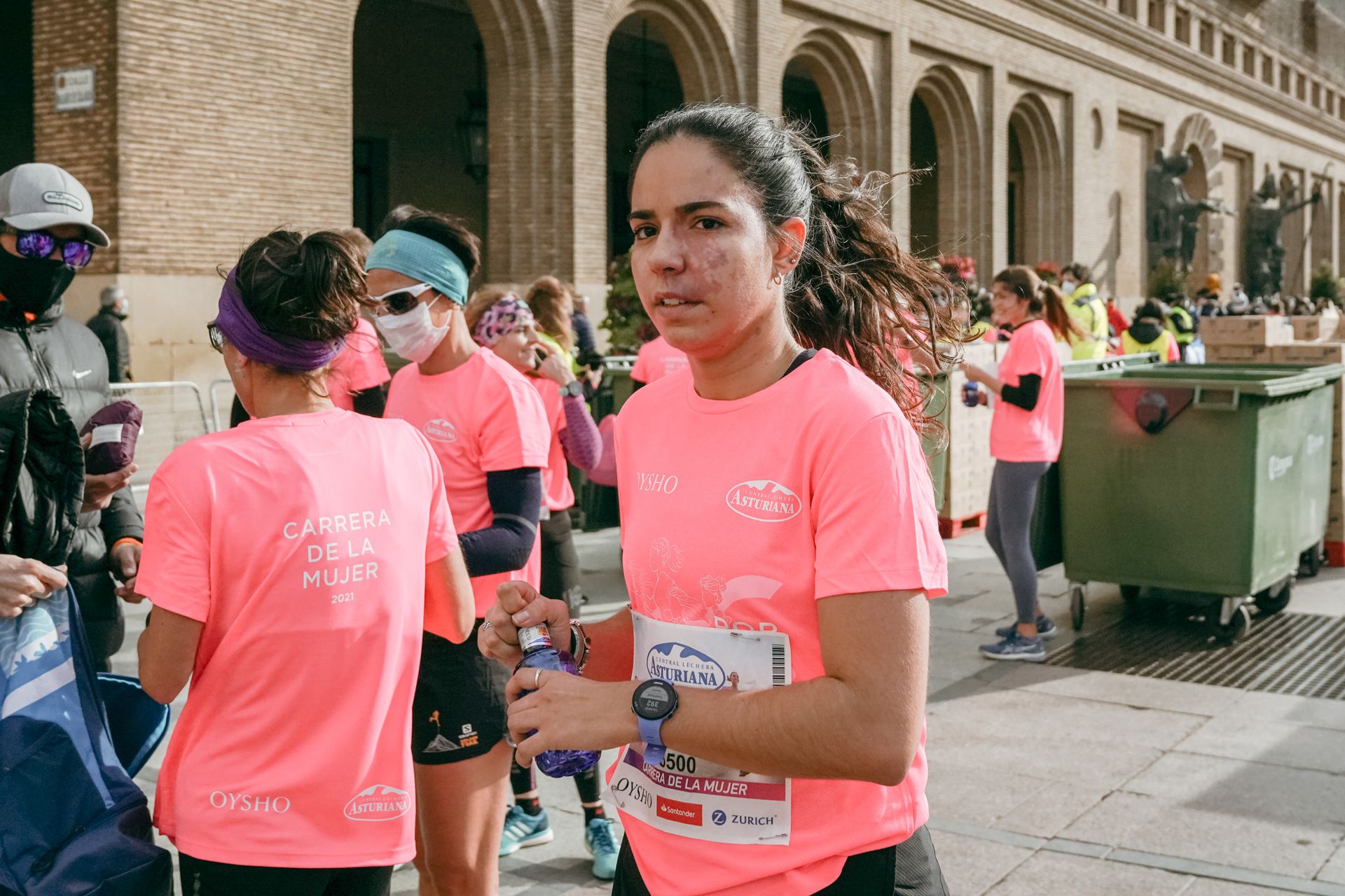 Las mejores fotos de la Carrera de la Mujer Central Lechera Asturiana Zaragoza 2021 (AMBIENTE DE META)