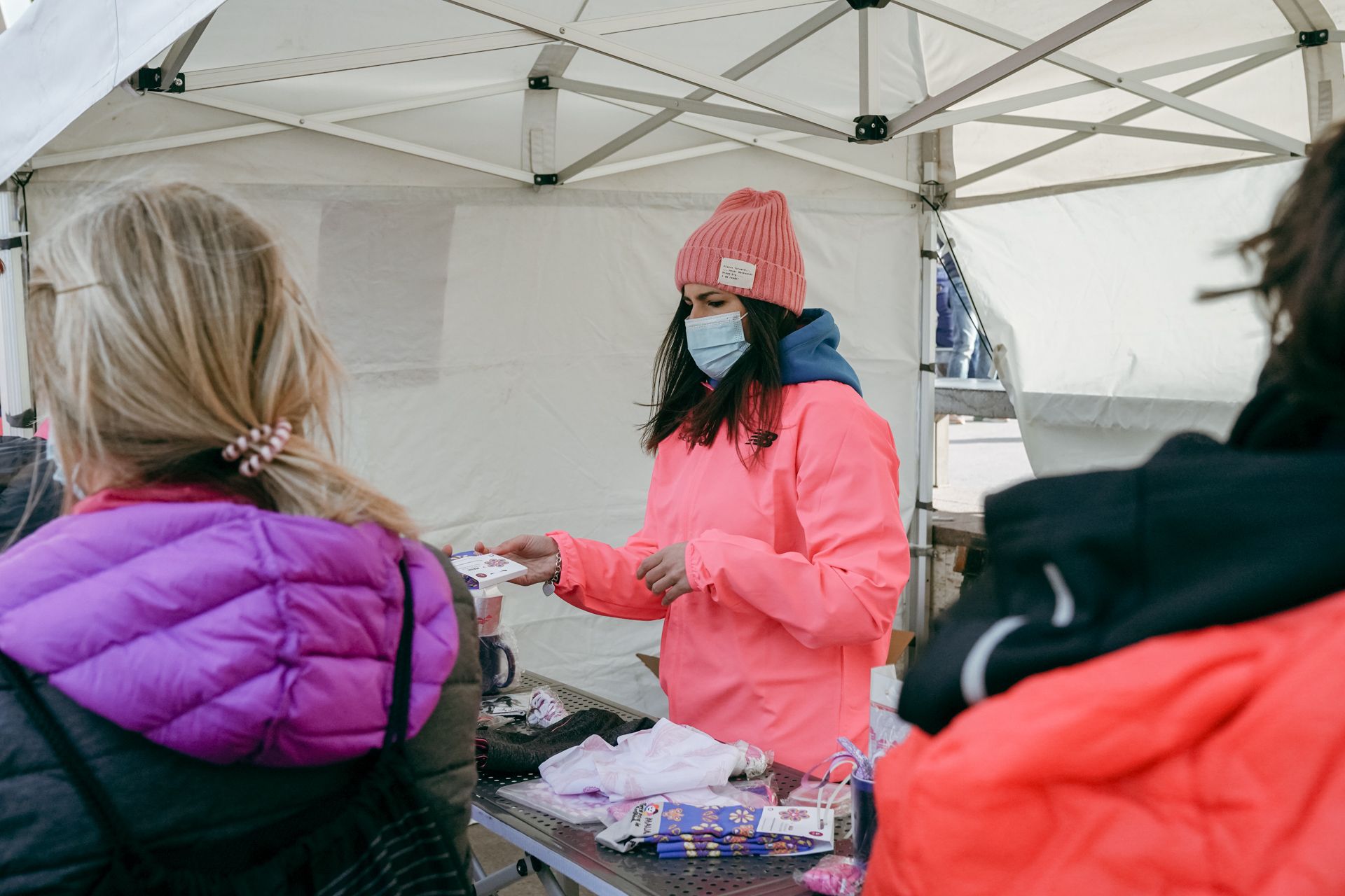 Las mejores fotos de la Carrera de la Mujer Central Lechera Asturiana Zaragoza 2021 (AMBIENTE DE META)