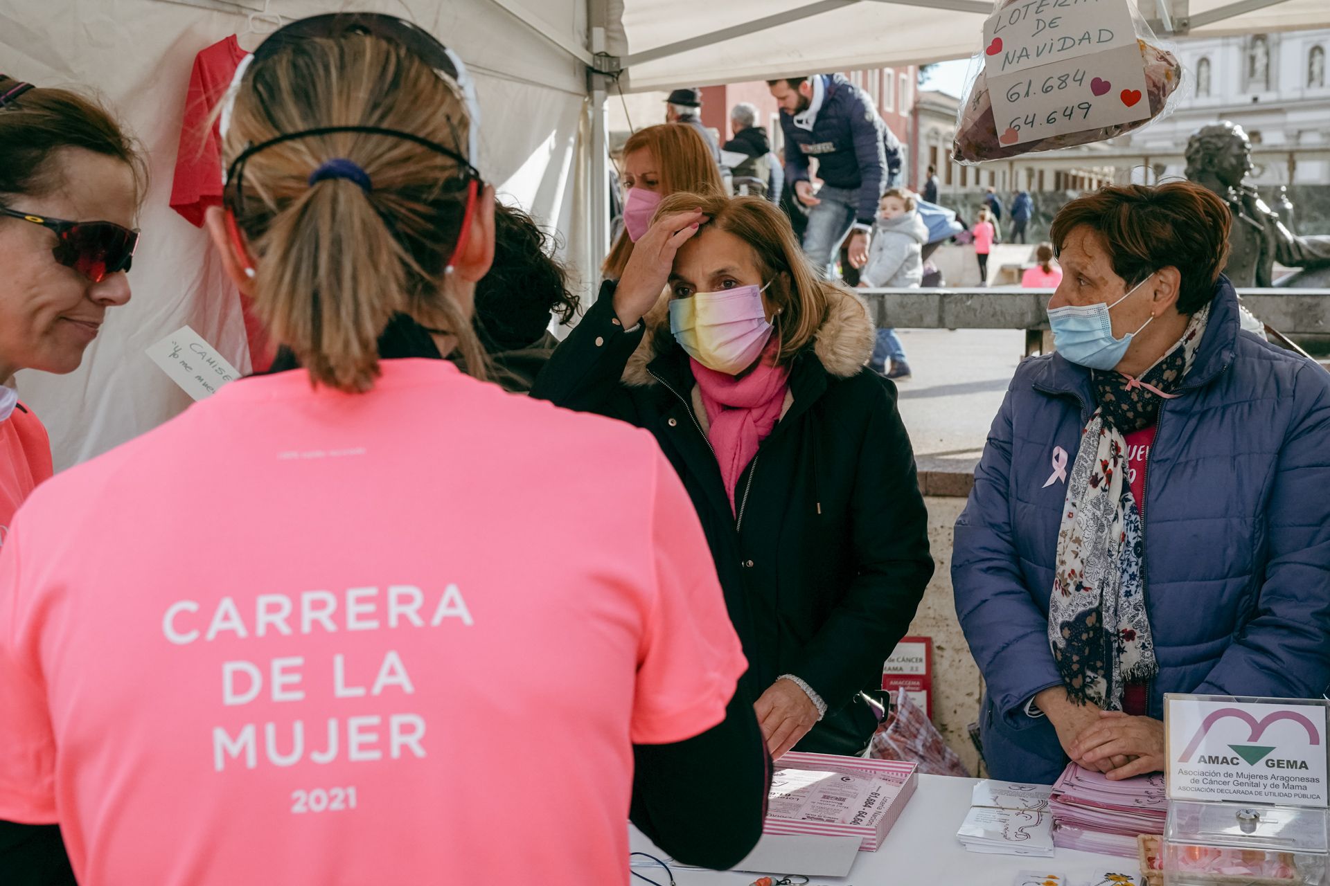 Las mejores fotos de la Carrera de la Mujer Central Lechera Asturiana Zaragoza 2021 (AMBIENTE DE META)