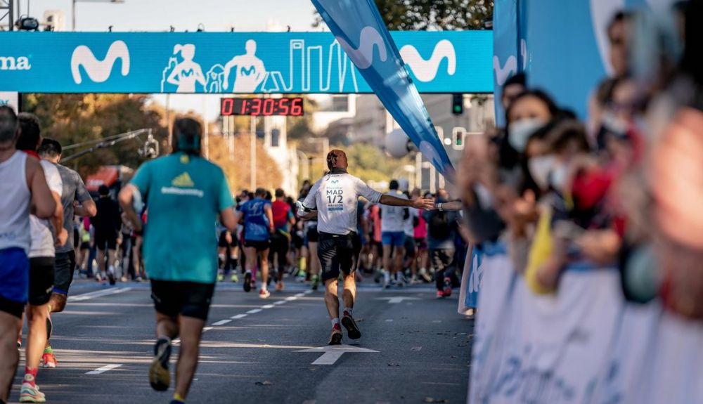 Movistar Medio Maratón de Madrid ha sido la prueba de 21 097 metros con más participantes de España en 2021. Foto: VSMPHOTOEVENTS