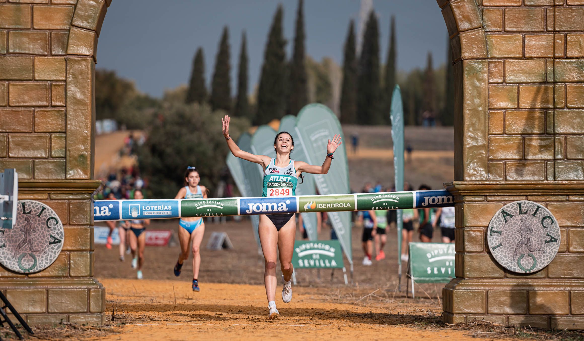 Las mejores imágenes del Cross Internacional de Itálica.