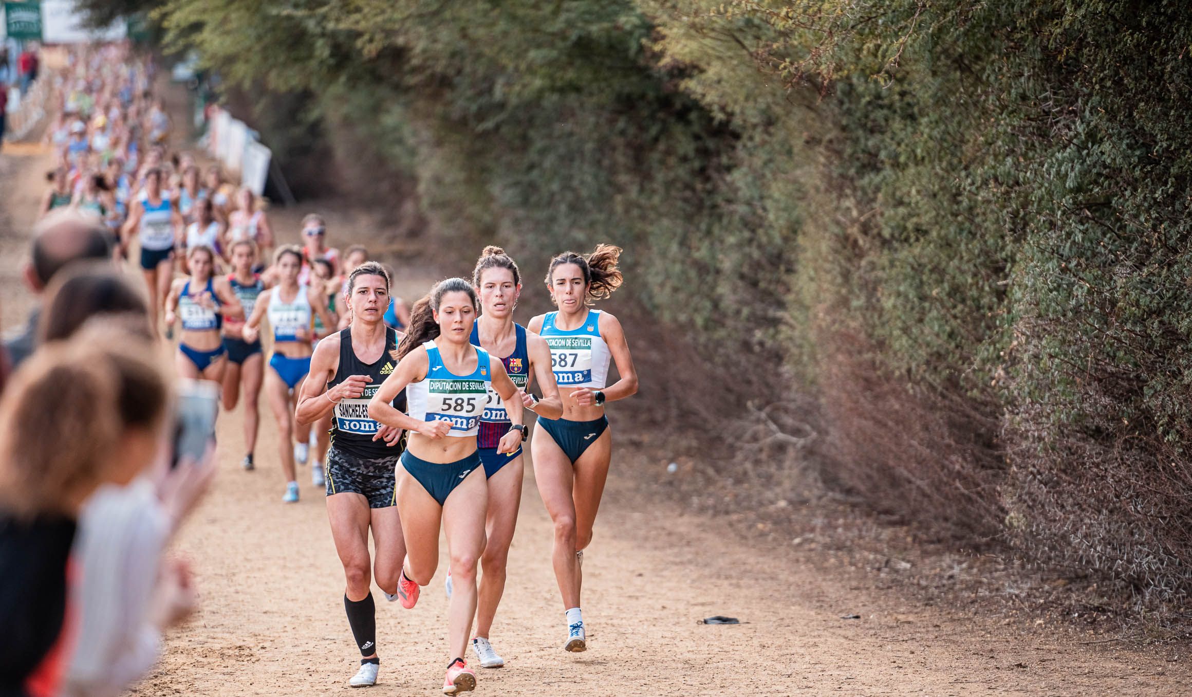 Las mejores imágenes del Cross Internacional de Itálica.