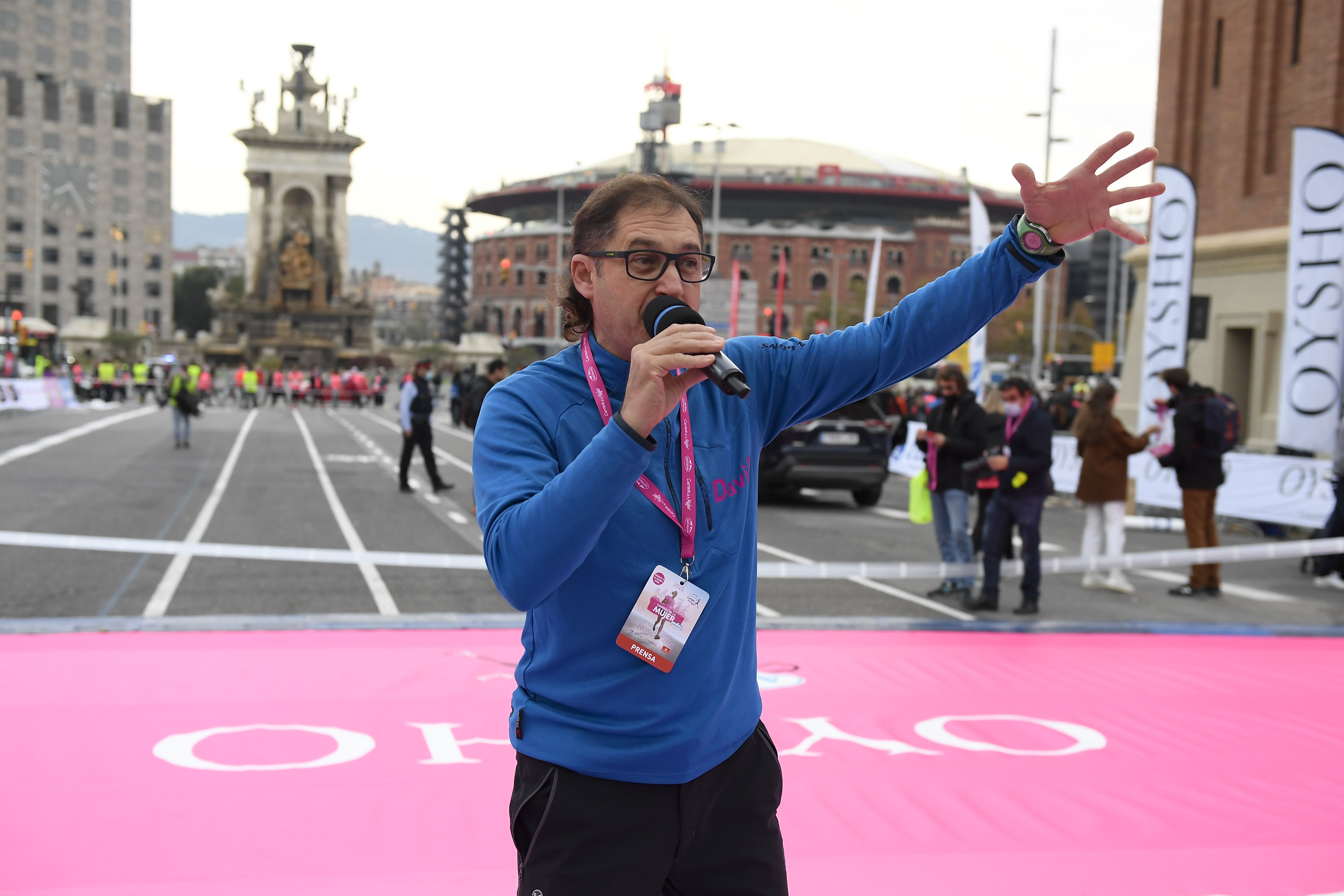 Las mejores fotos de la Carrera de la Mujer Central Lechera Asturiana Barcelona 2021 (SALIDA / GALERÍA 1)