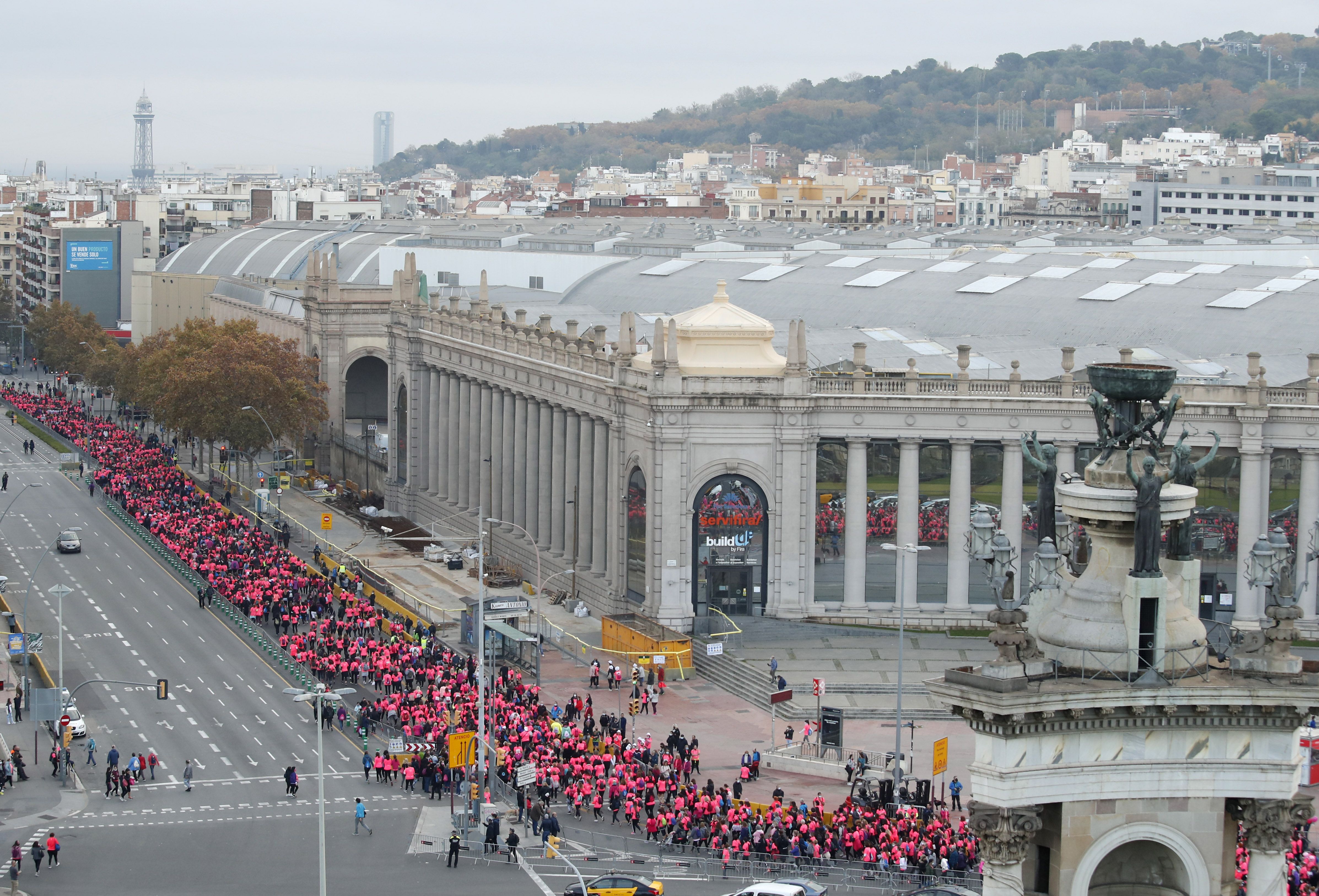 Las mejores fotos de la Carrera de la Mujer Central Lechera Asturiana Barcelona 2021 (SALIDA / GALERÍA 2)