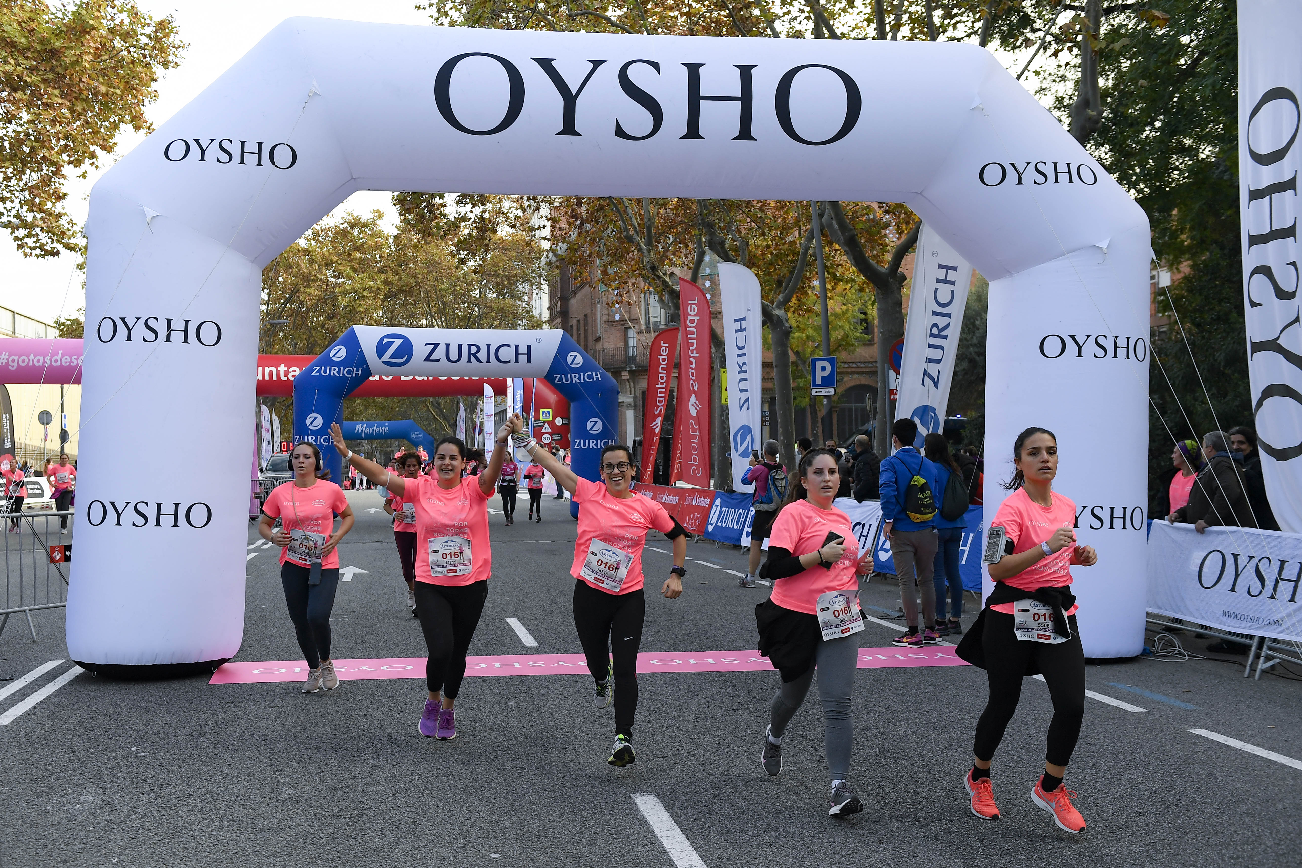 Las mejores fotos de la Carrera de la Mujer Central Lechera Asturiana Barcelona 2021 (CARRERA / GALERÍA 2)