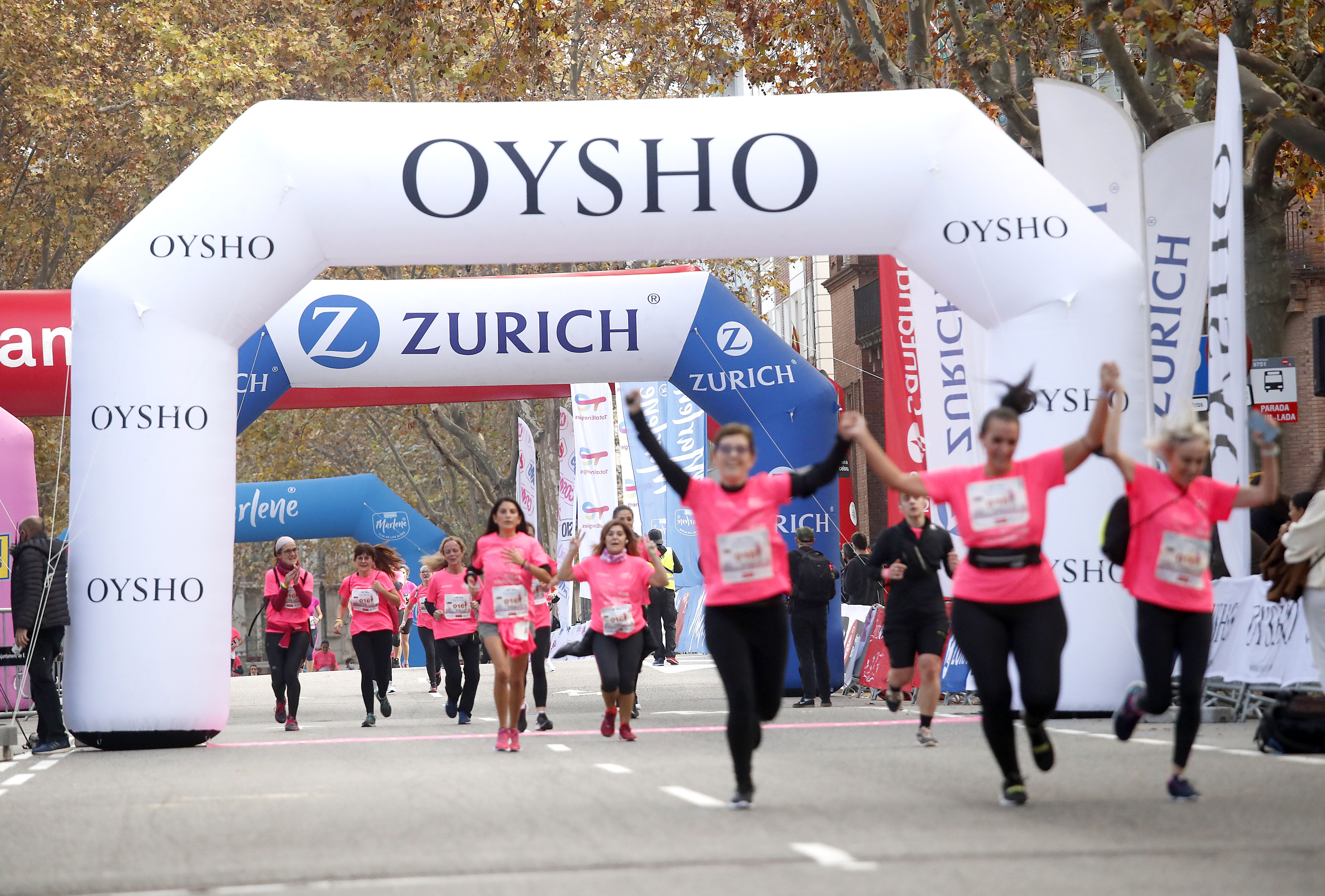 Las mejores fotos de la Carrera de la Mujer Central Lechera Asturiana Barcelona 2021 (CARRERA / GALERÍA 2)