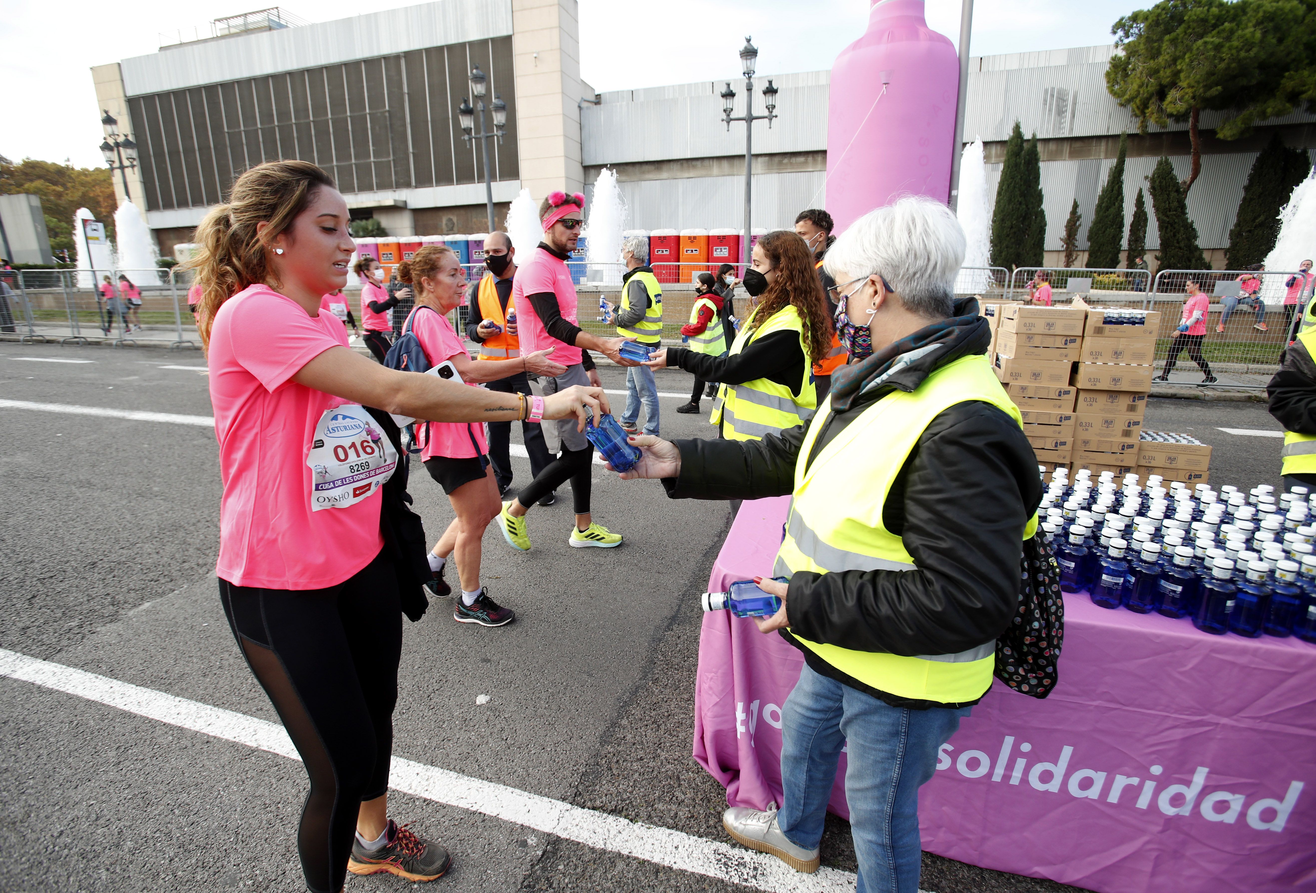 Las mejores fotos de la Carrera de la Mujer Central Lechera Asturiana Barcelona 2021 (CARRERA / GALERÍA 2)