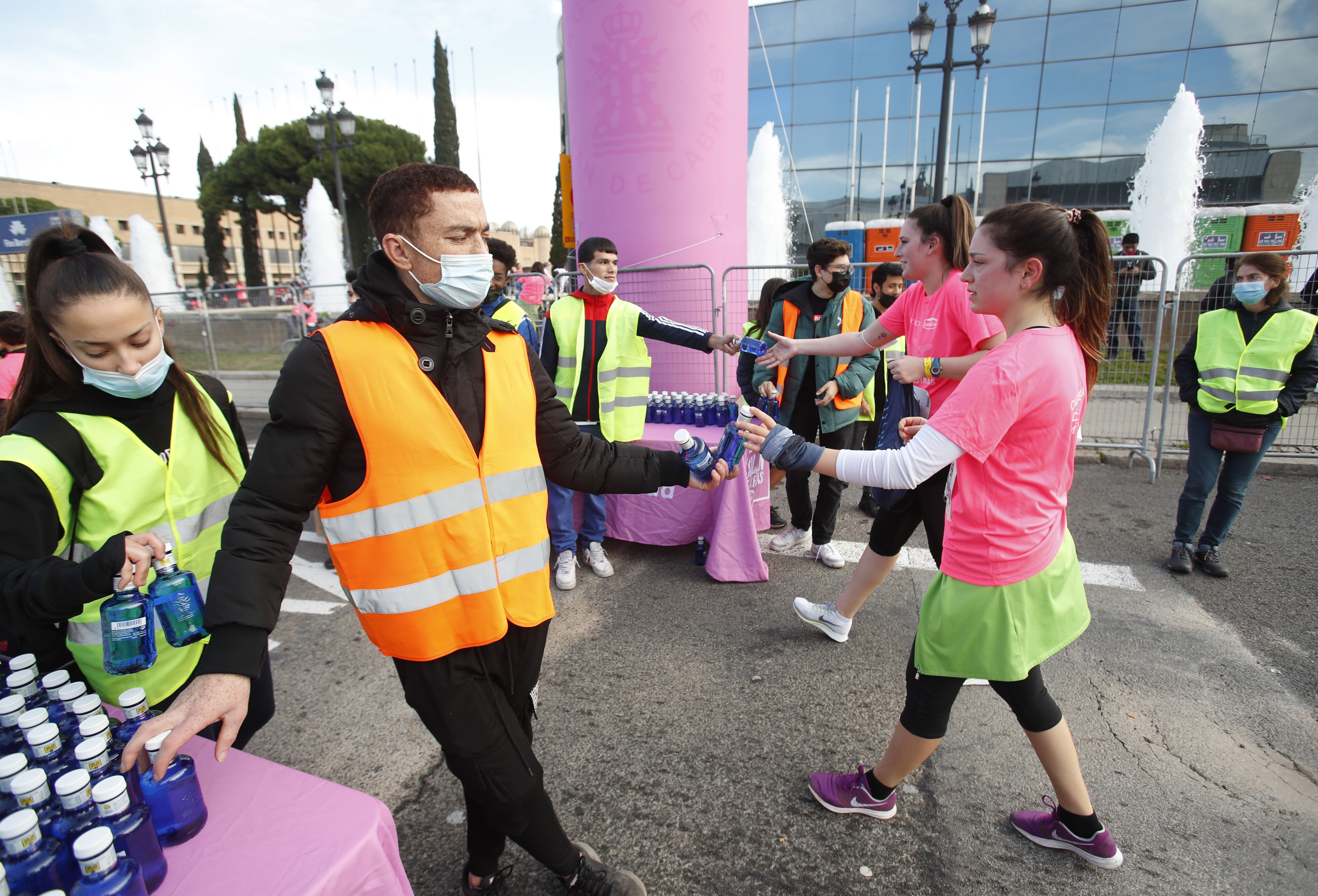Las mejores fotos de la Carrera de la Mujer Central Lechera Asturiana Barcelona 2021 (CARRERA / GALERÍA 2)