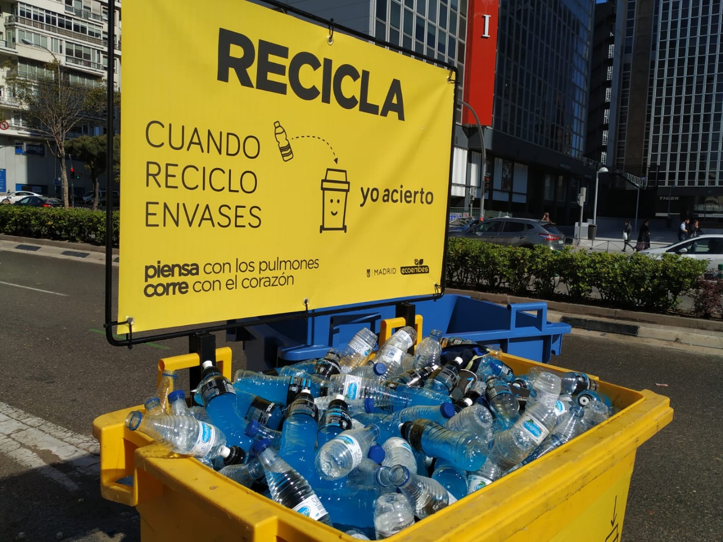 El Maratón de Madrid recicló 7,2 toneladas de plástico