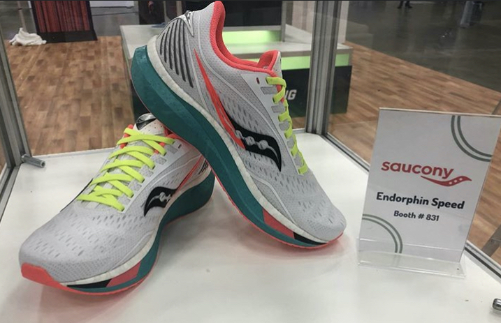 Saucony ya tiene sus zapatillas con fibra de carbono